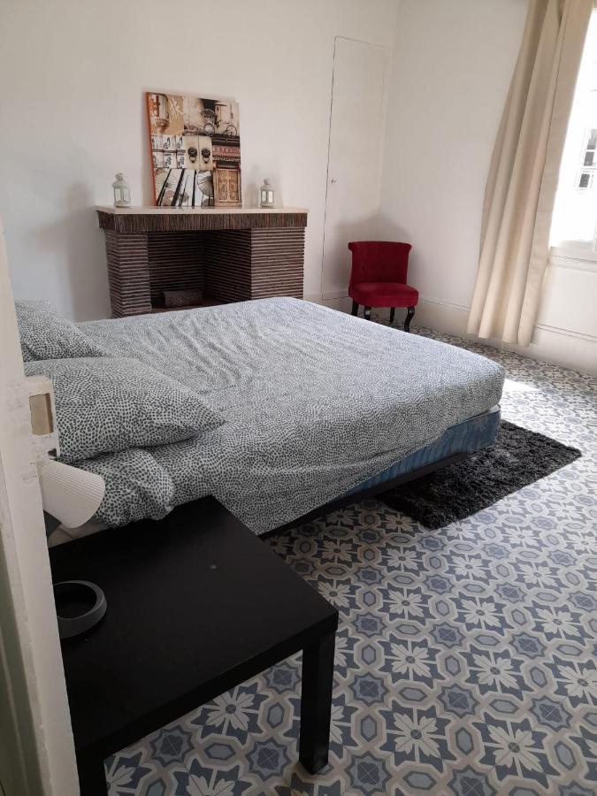 Appartement Cosy Et Lumineux Tours Bilik gambar